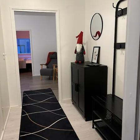 Apartment Center 3 *